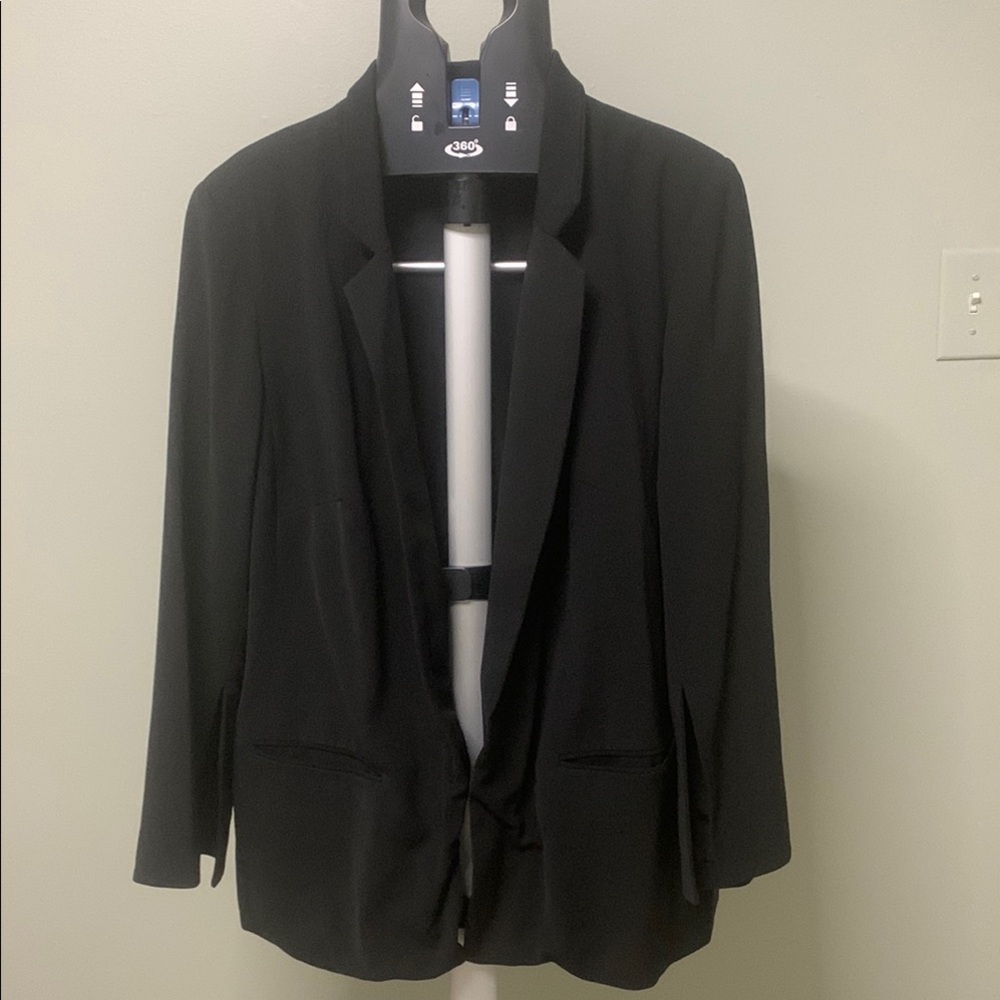 Vince Camuto Black Blazer
